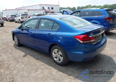 2015 Honda Civic Lx z USA, uszkodzony, nr VIN 19XFB2F52FE232344